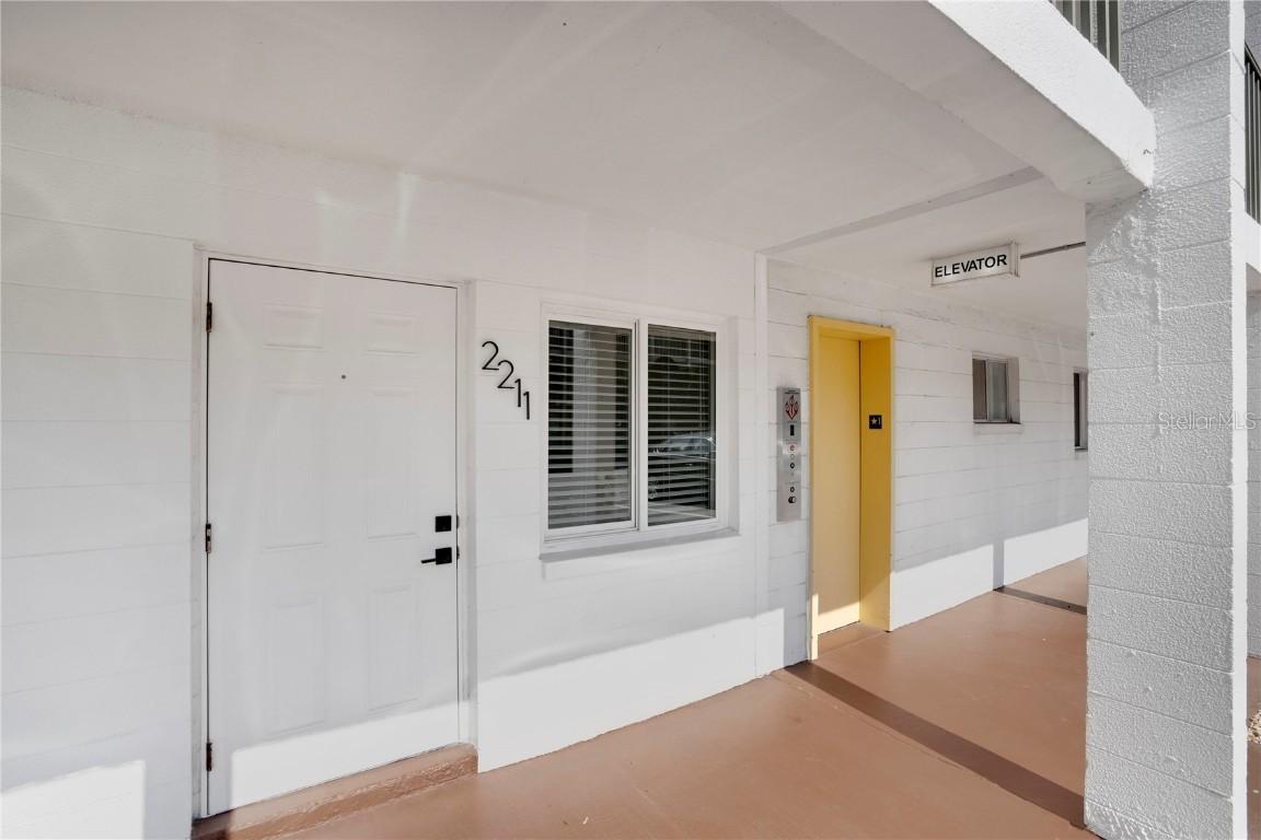 2211 Sunset Dr. #E3, Bradenton, FL 34207