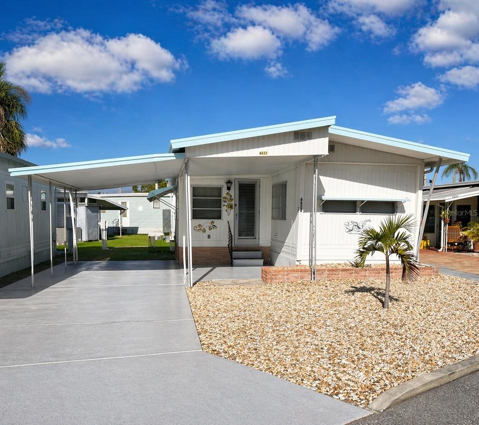 6622 Nebraska St., Bradenton, FL 34207
