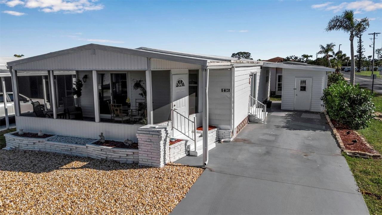 94 Anne Bonny Cir., Nokomis, FL 34275