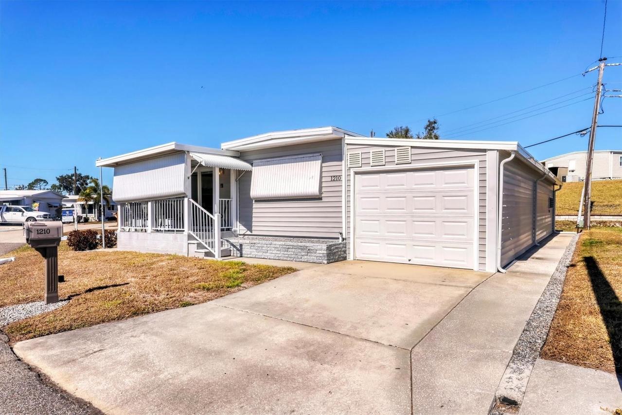 1210 41st Avenue Dr., Ellenton, FL 34222