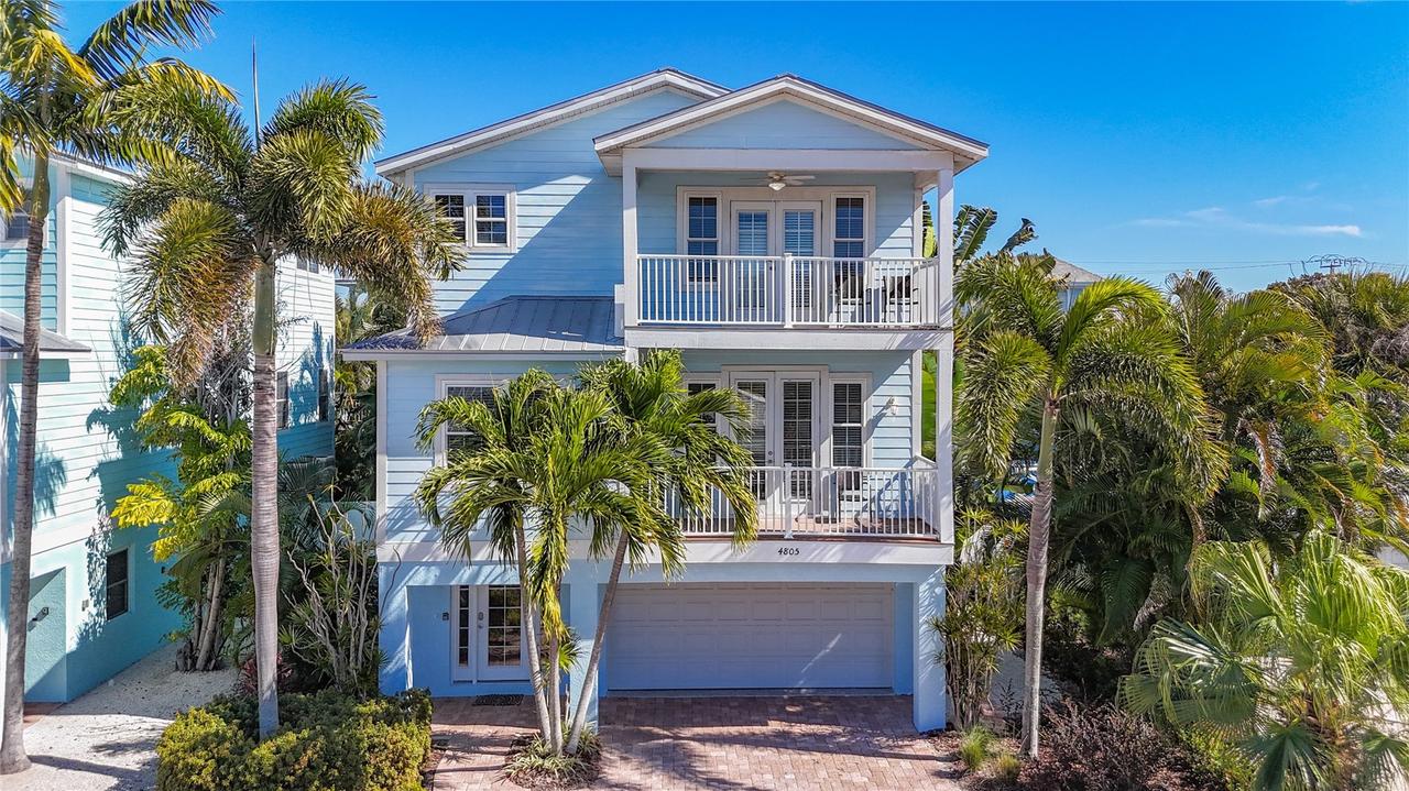 4805 2nd Ave., Holmes Beach, FL 34217
