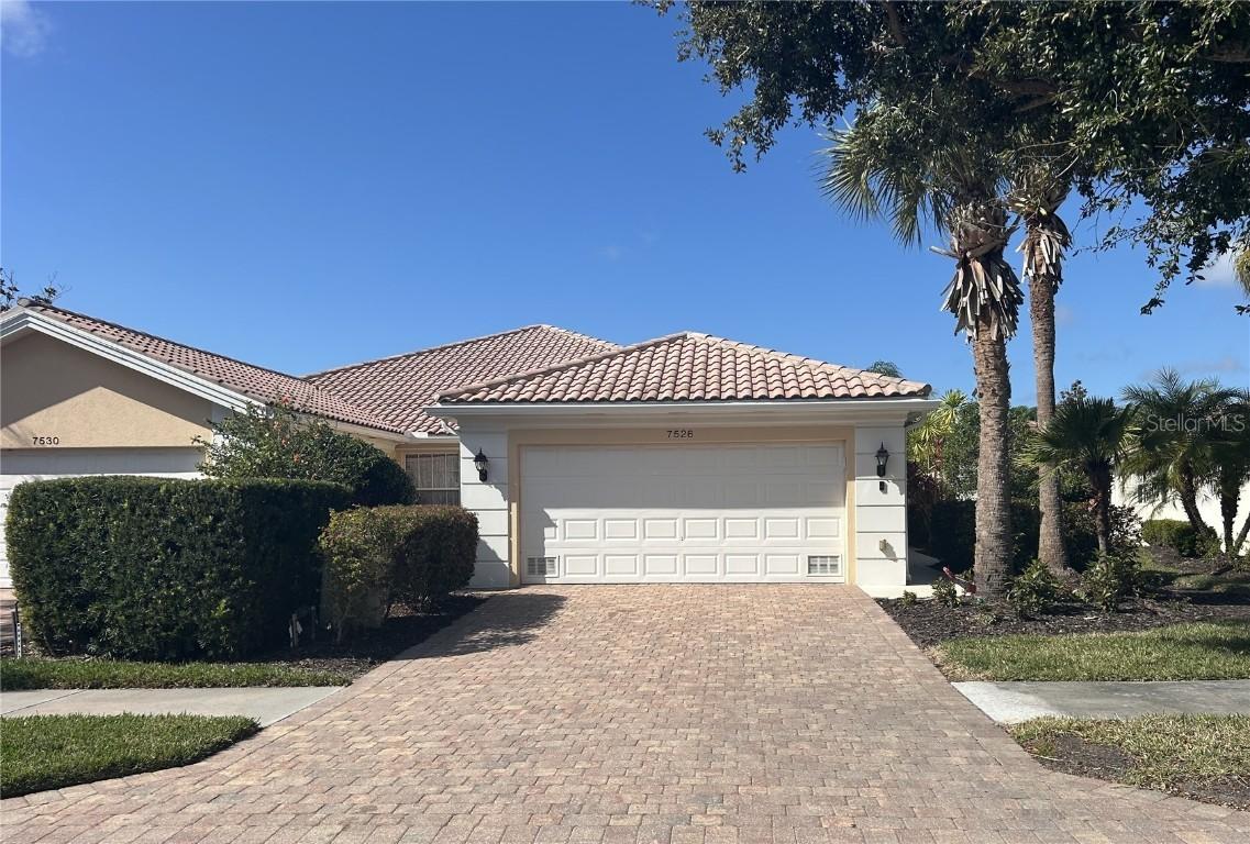 7526 Quinto Dr., Sarasota, FL 34238