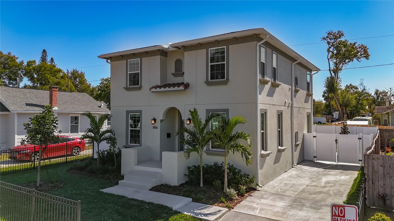 1066 8th Ave., St Petersburg, FL 33705