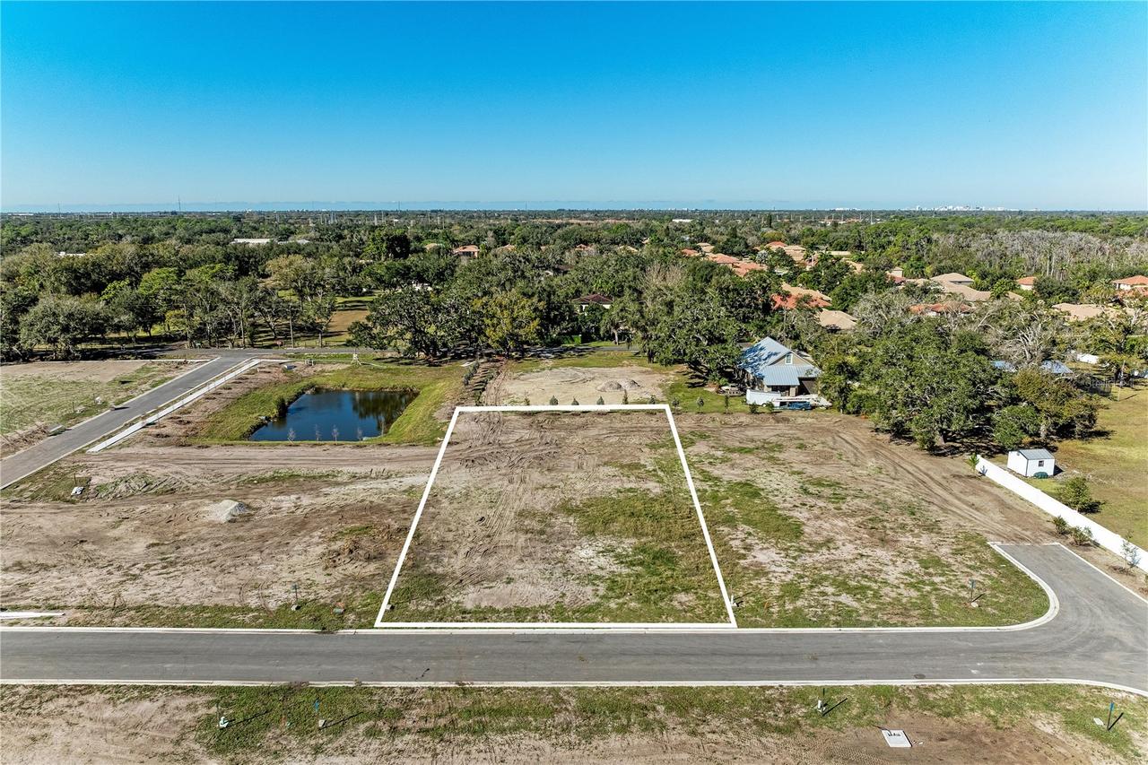 6805 Lyla Ln., Sarasota, FL 34241