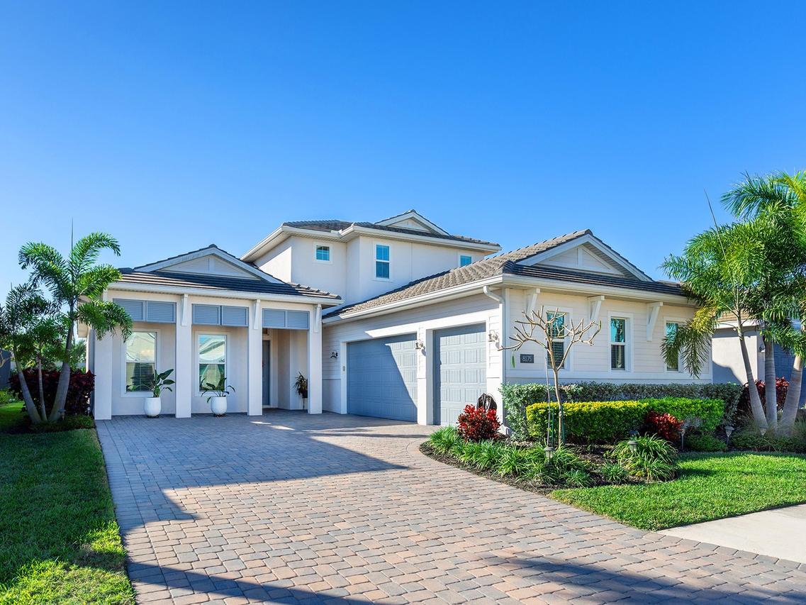 8175 Redonda Loop, Bradenton, FL 34202