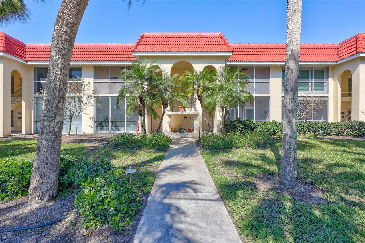 137 Avenida Messina #3, Sarasota, FL 34242
