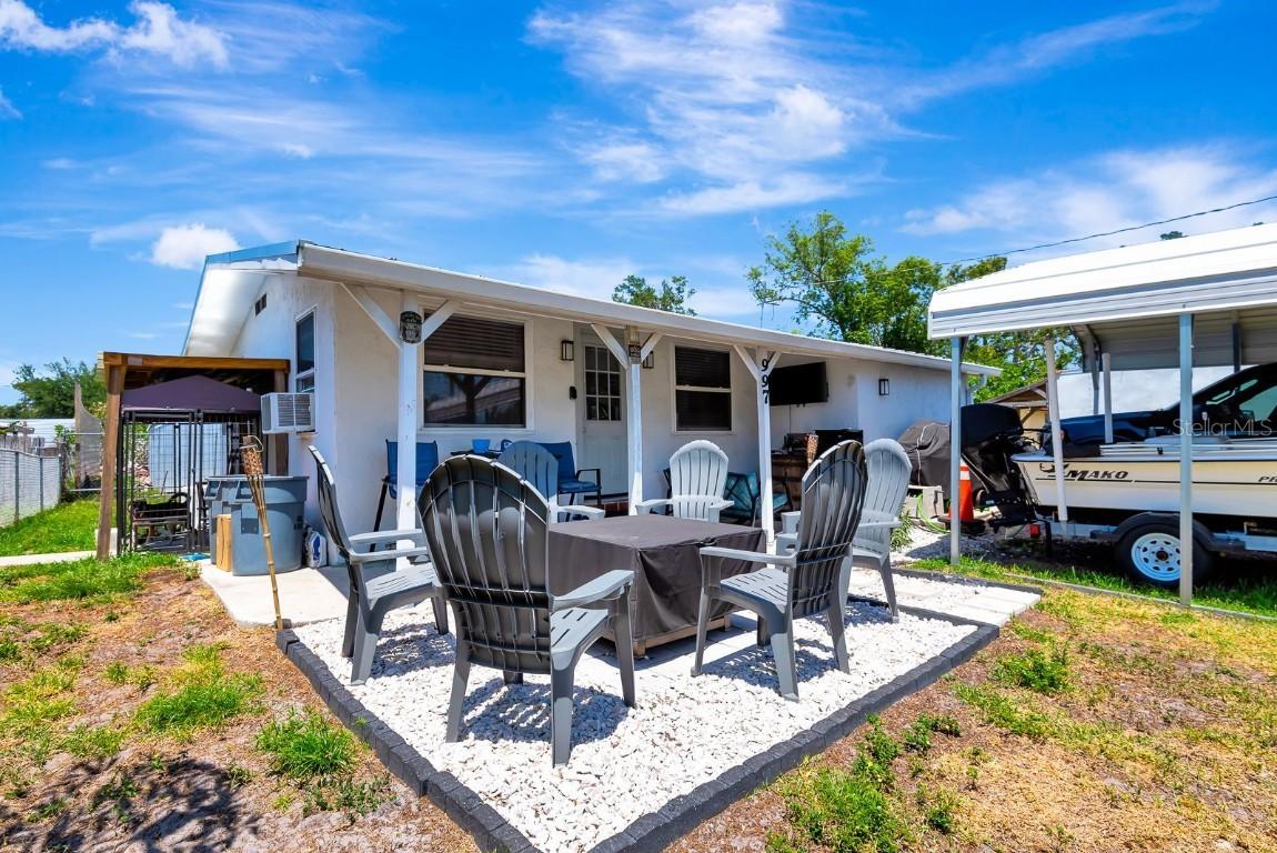 997 28th Avenue Dr., Bradenton, FL 34208