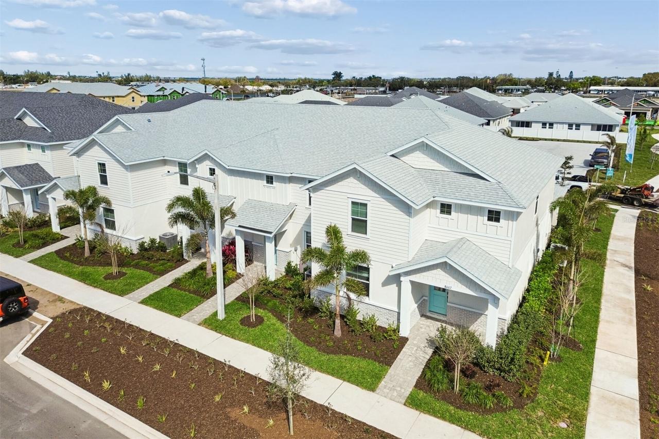 8007 Seaflower Pkwy., Bradenton, FL 34210
