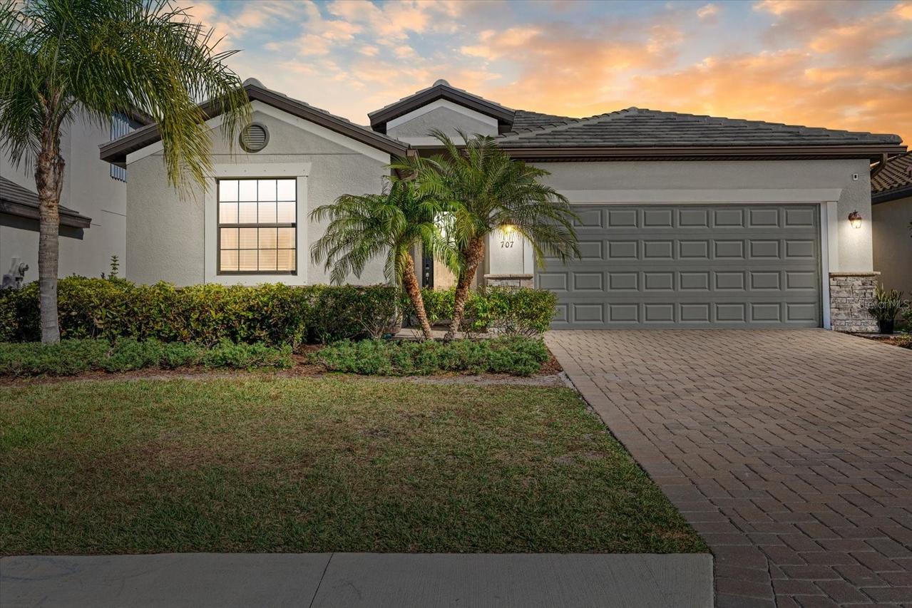 707 Fire Bush Ct., Bradenton, FL 34212