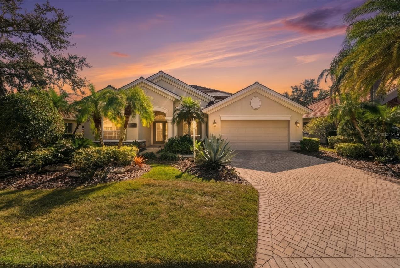 6586 Waters Edge Way, Lakewood Ranch, FL 34202