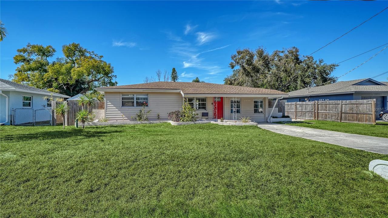 3008 Arch Dr., Sarasota, FL 34232