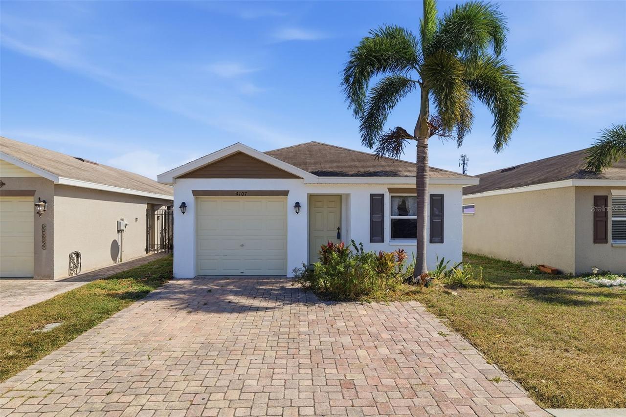 4107 11th St., Bradenton, FL 34208