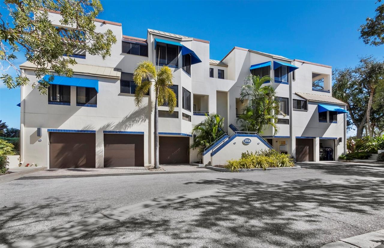 1918 Harbourside Dr. #902, Longboat Key, FL 34228
