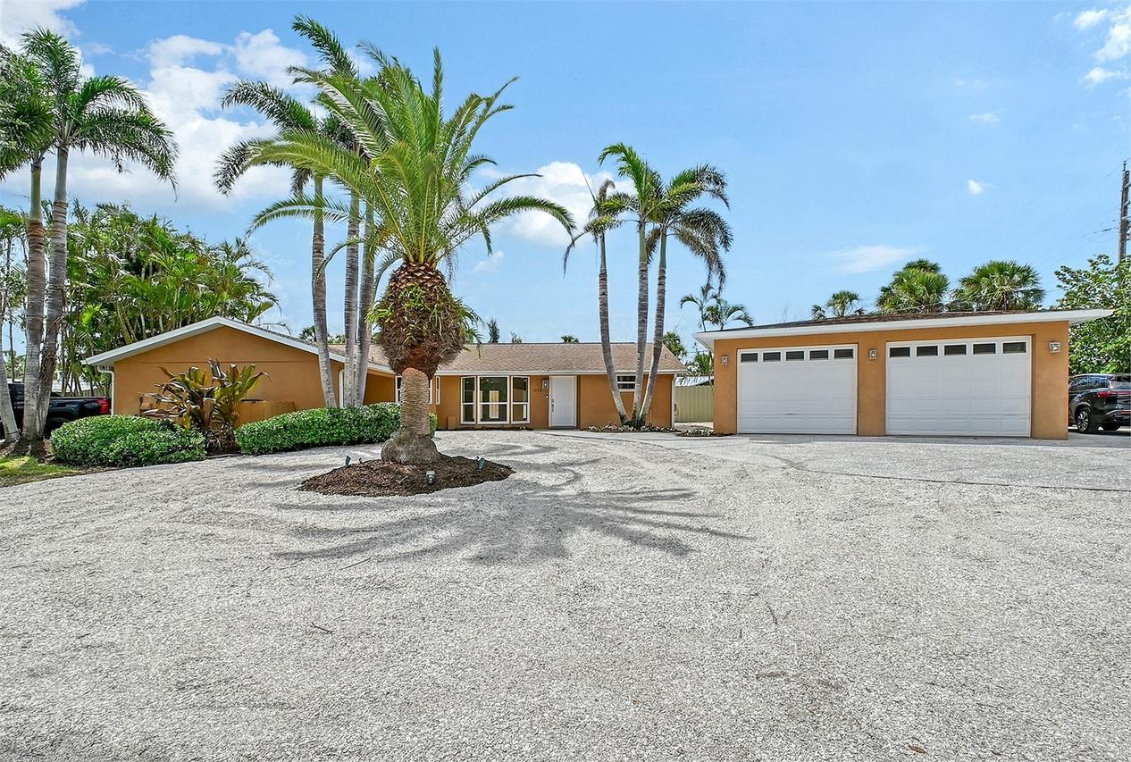 1203 Lyric Ln., Sarasota, FL 34242
