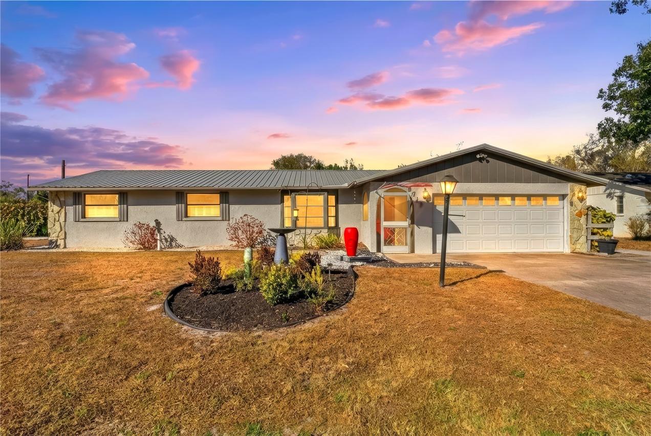 3717 Prado Dr., Sarasota, FL 34235