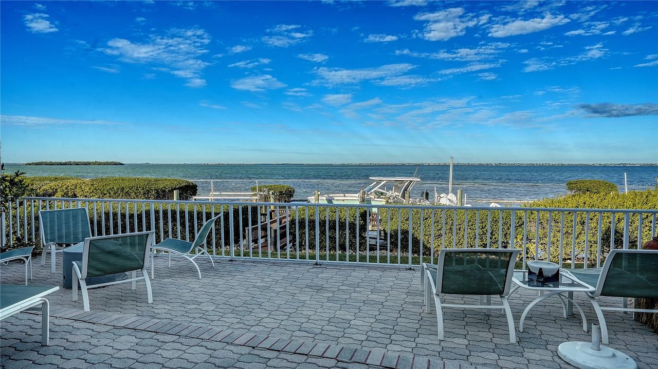 3530 Mistletoe Ln., Longboat Key, FL 34228