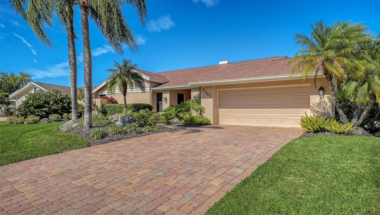3941 Prairie Dunes Dr., Sarasota, FL 34238