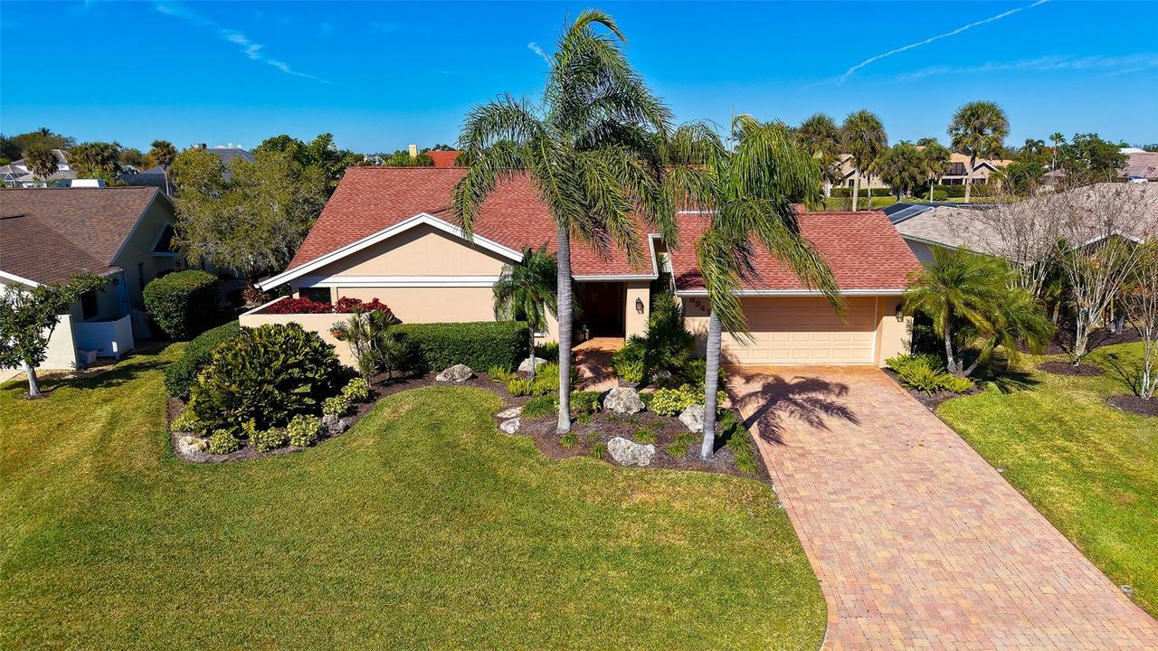 3941 Prairie Dunes Dr., Sarasota, FL 34238