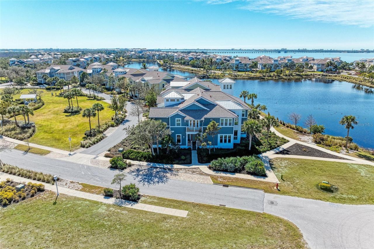 226 Sapphire Lake Dr. #101, Bradenton, FL 34209