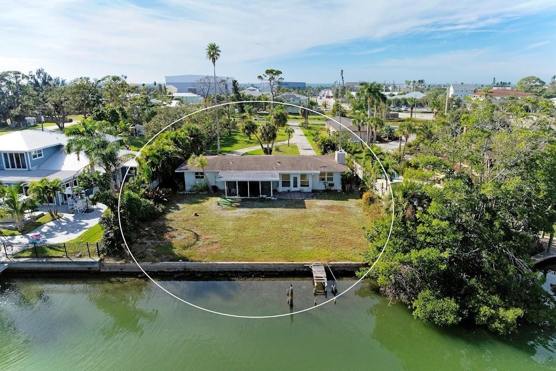 107 Louella Ln., Nokomis, FL 34275