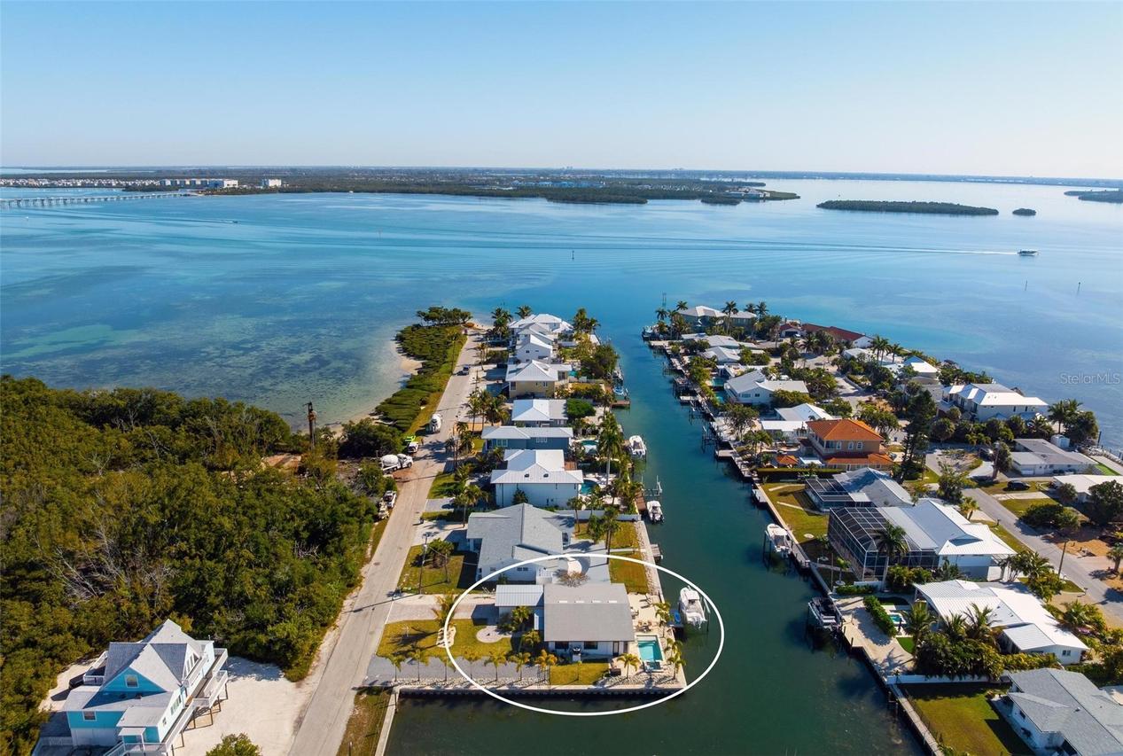 401 28th St., Holmes Beach, FL 34217