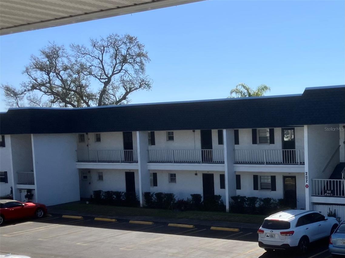 202 47th Avenue Dr. #332, Bradenton, FL 34207