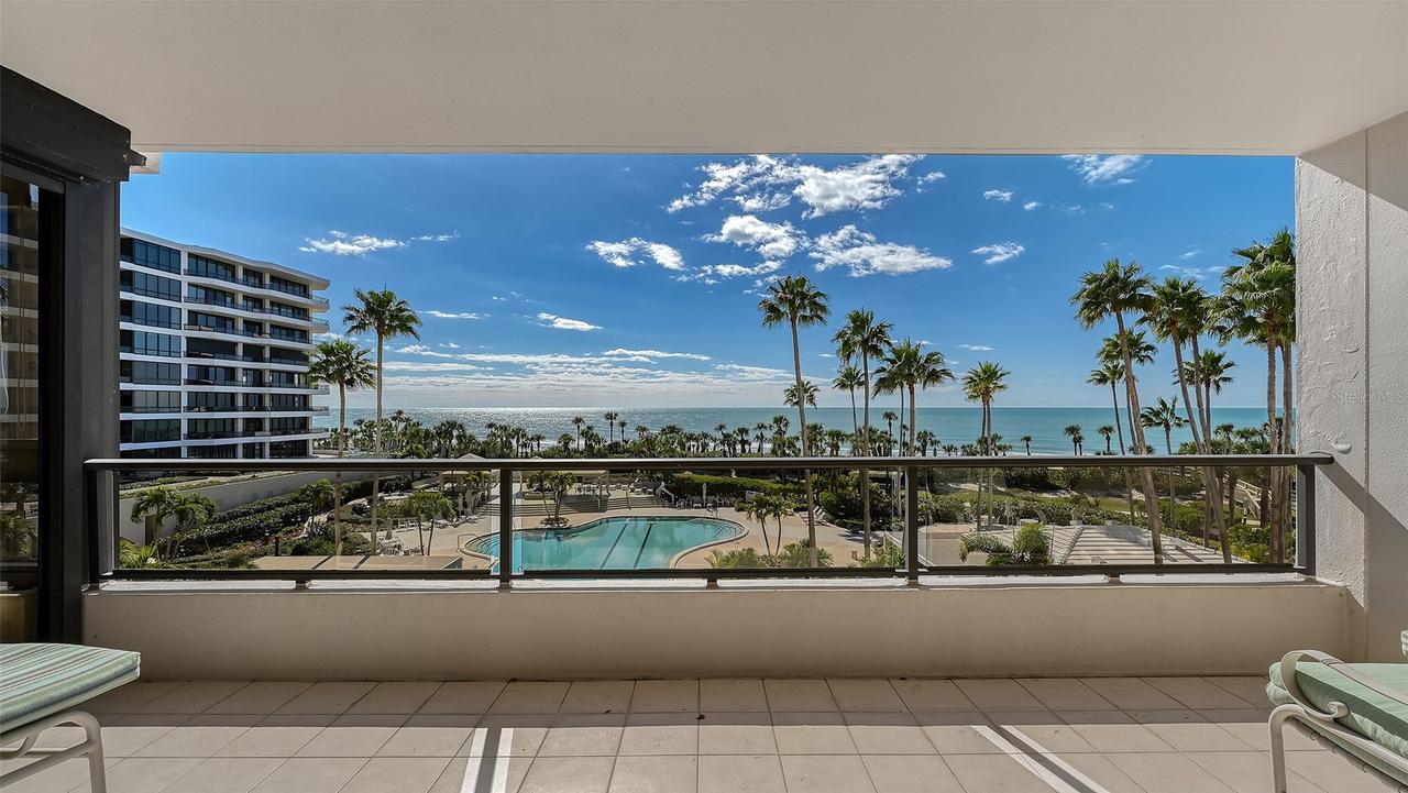 545 Sanctuary Dr. #B305, Longboat Key, FL 34228