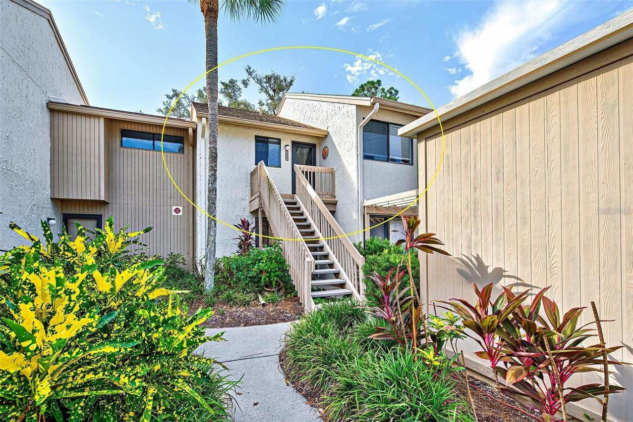 656 Bird Bay Cir. #11, Venice, FL 34285