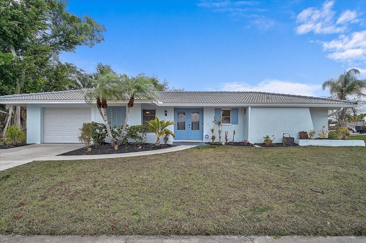 7219 Bounty Dr., Sarasota, FL 34231