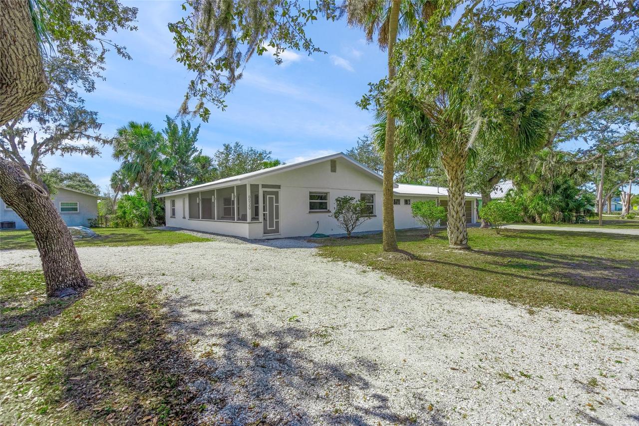 6520 Quonset Rd., Bradenton, FL 34203