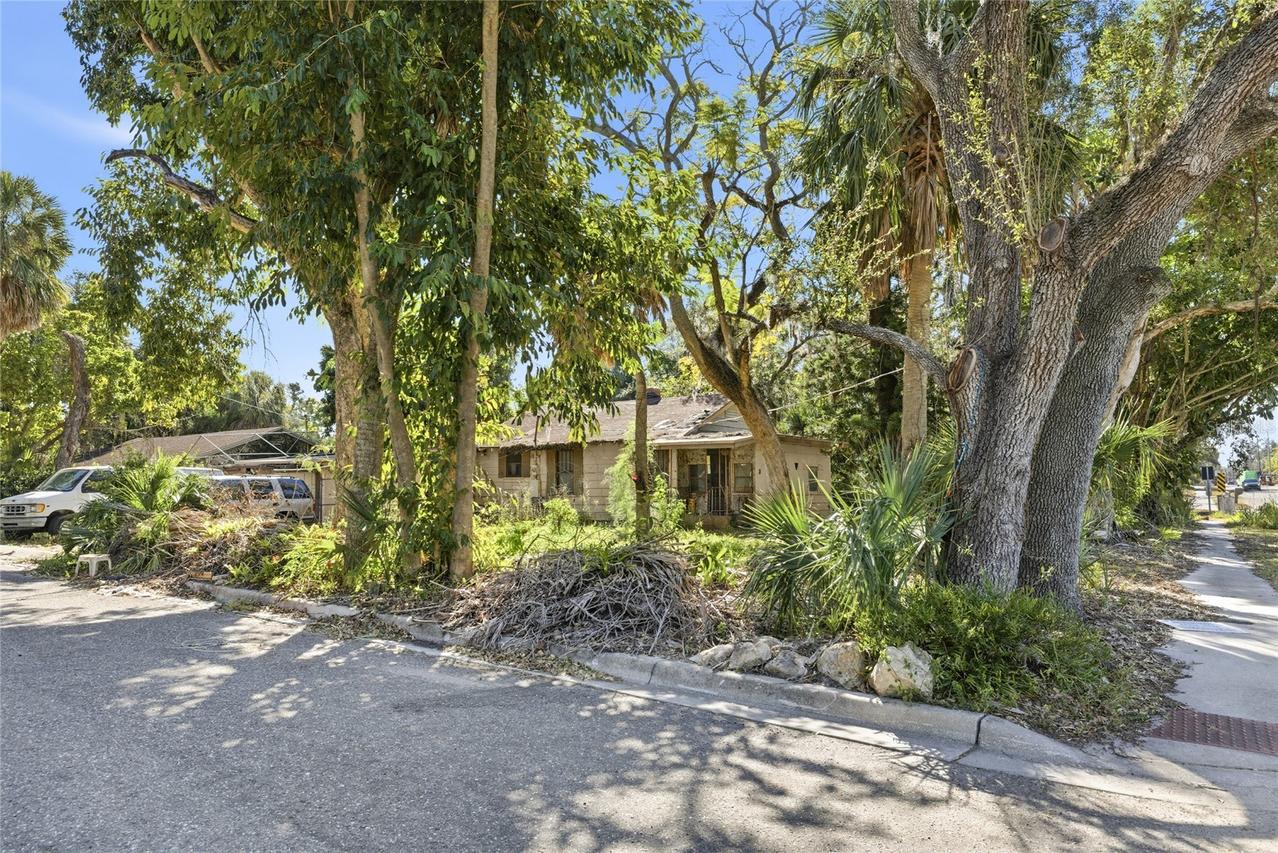 2336 Cocoanut Ave., Sarasota, FL 34234