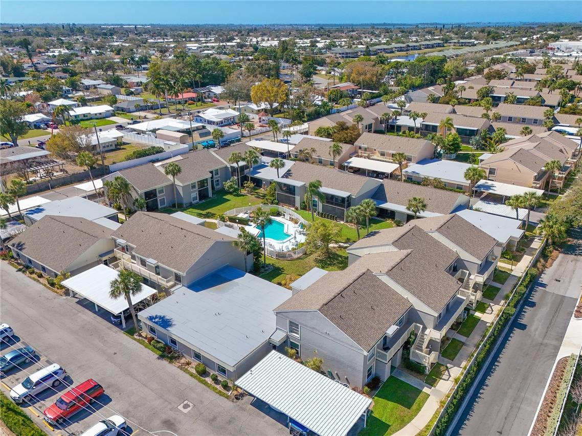 5952 7th Ave., Bradenton, FL 34209