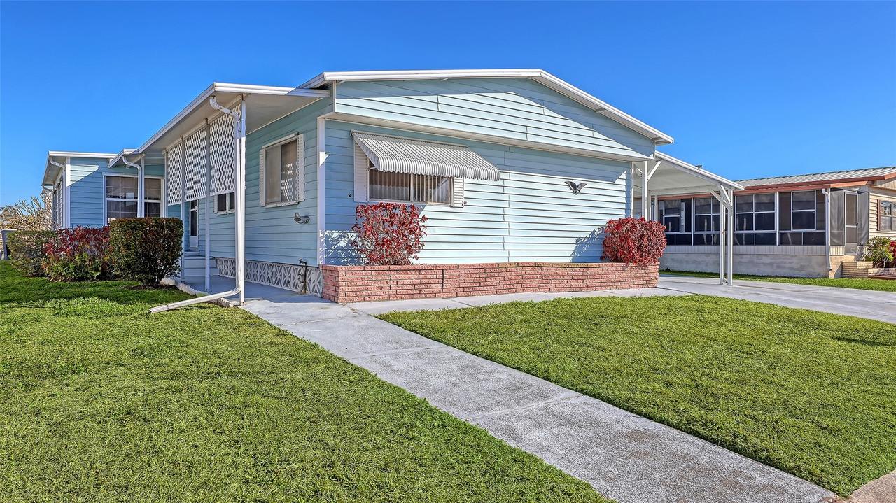 203 50th Avenue Plz., Bradenton, FL 34203