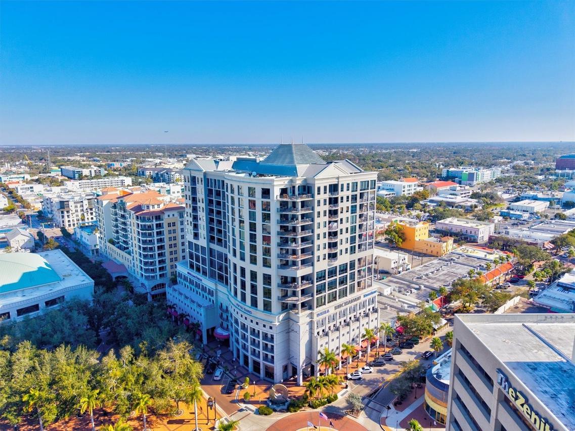 50 Central Ave. #15A, Sarasota, FL 34236