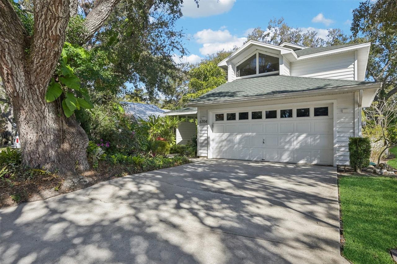 6704 Arbor Oaks Dr., Bradenton, FL 34209