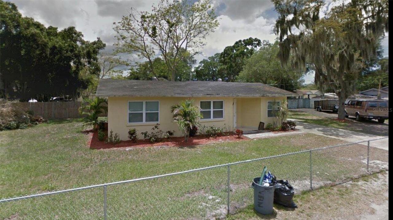 2802 5th St., Bradenton, FL 34208