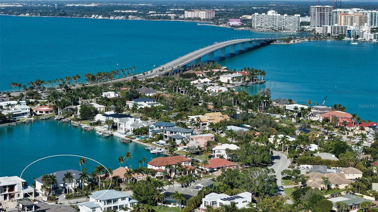 119 N Warbler Ln., Sarasota, FL 34236