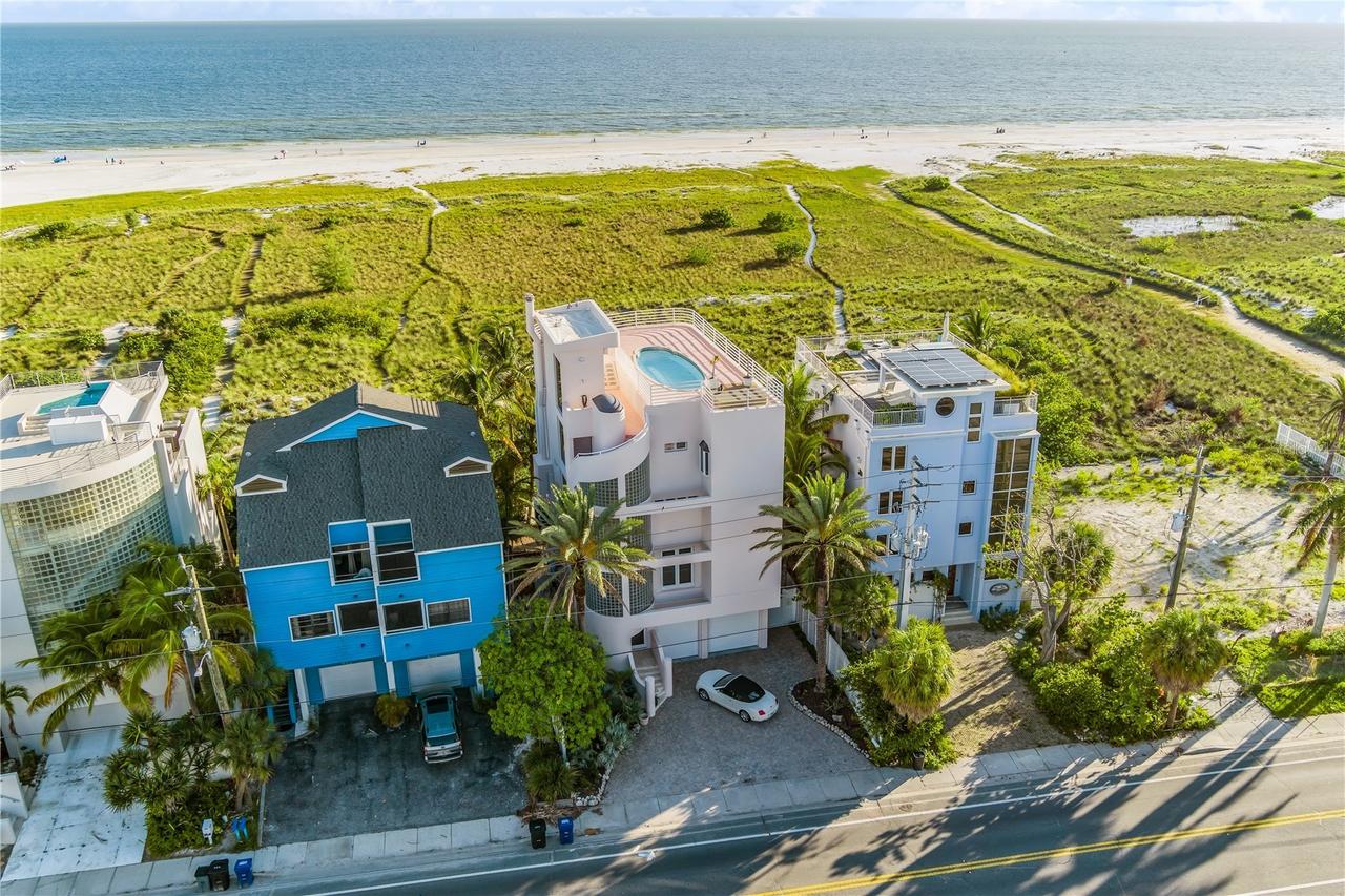 648 Beach Rd., Sarasota, FL 34242
