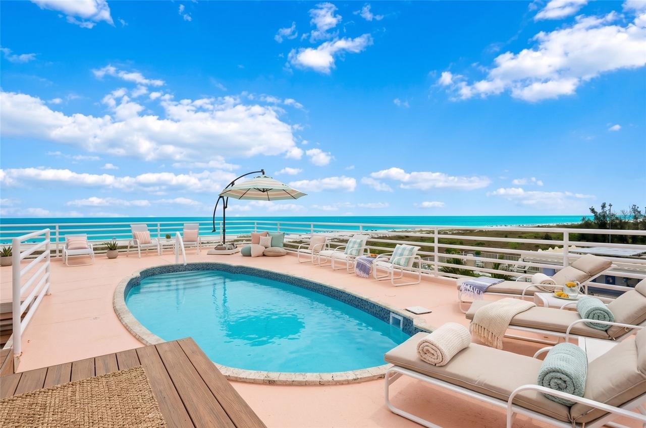 648 Beach Rd., Sarasota, FL 34242