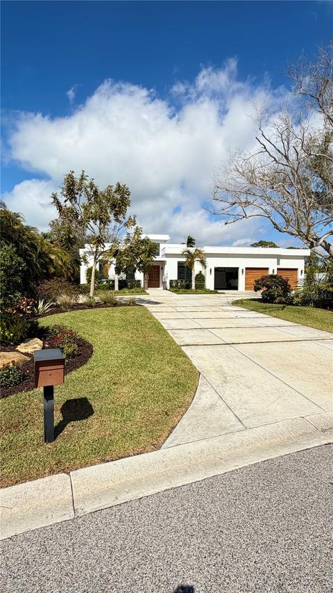 1429 Westbrook Dr., Sarasota, FL 34231