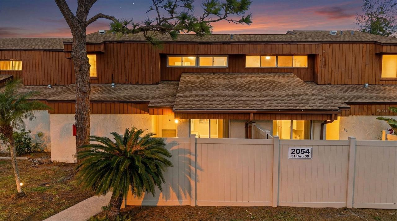2054 Sunset Point Rd. #35, Clearwater, FL 33765