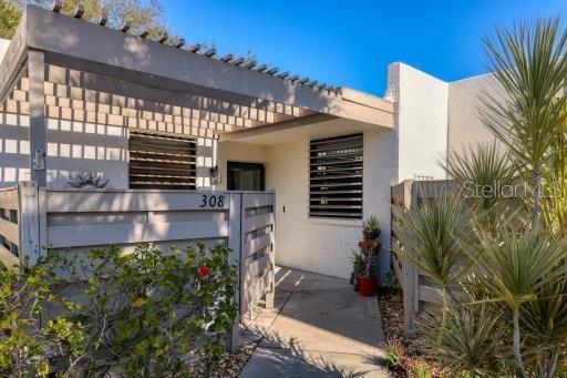 308 Timberlake Dr., Bradenton, FL 34210