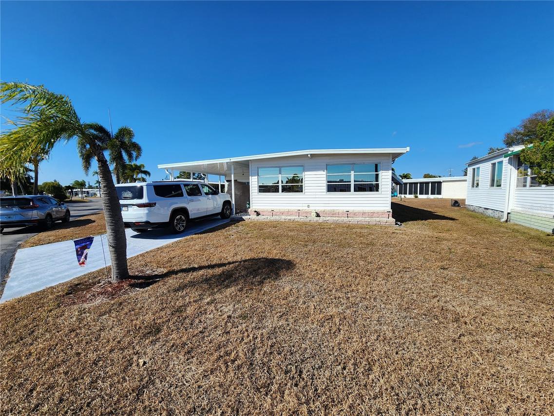 403 Dublin Ave., Bradenton, FL 34207