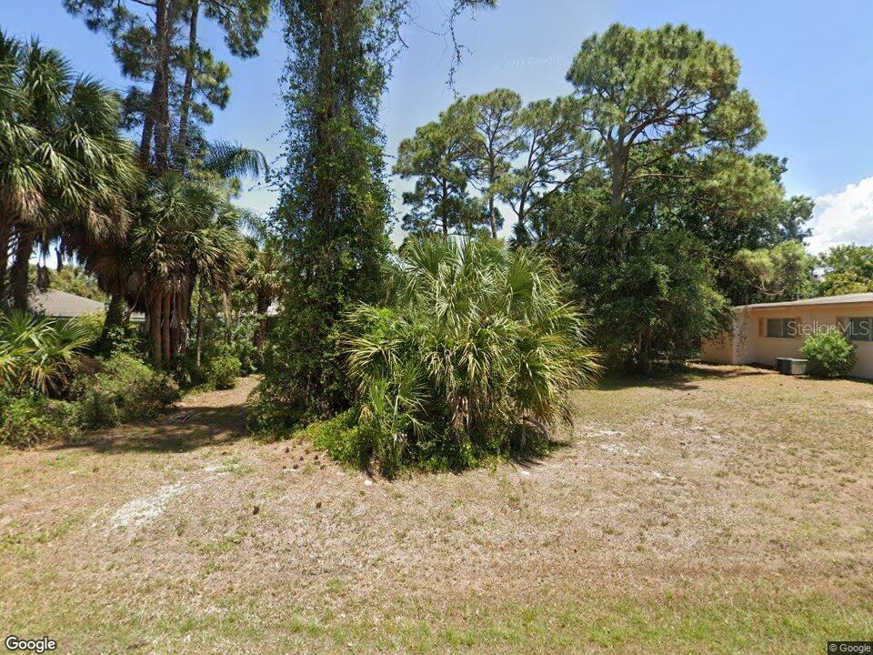 2530 Lakeshore Cir., Port Charlotte, FL 33952