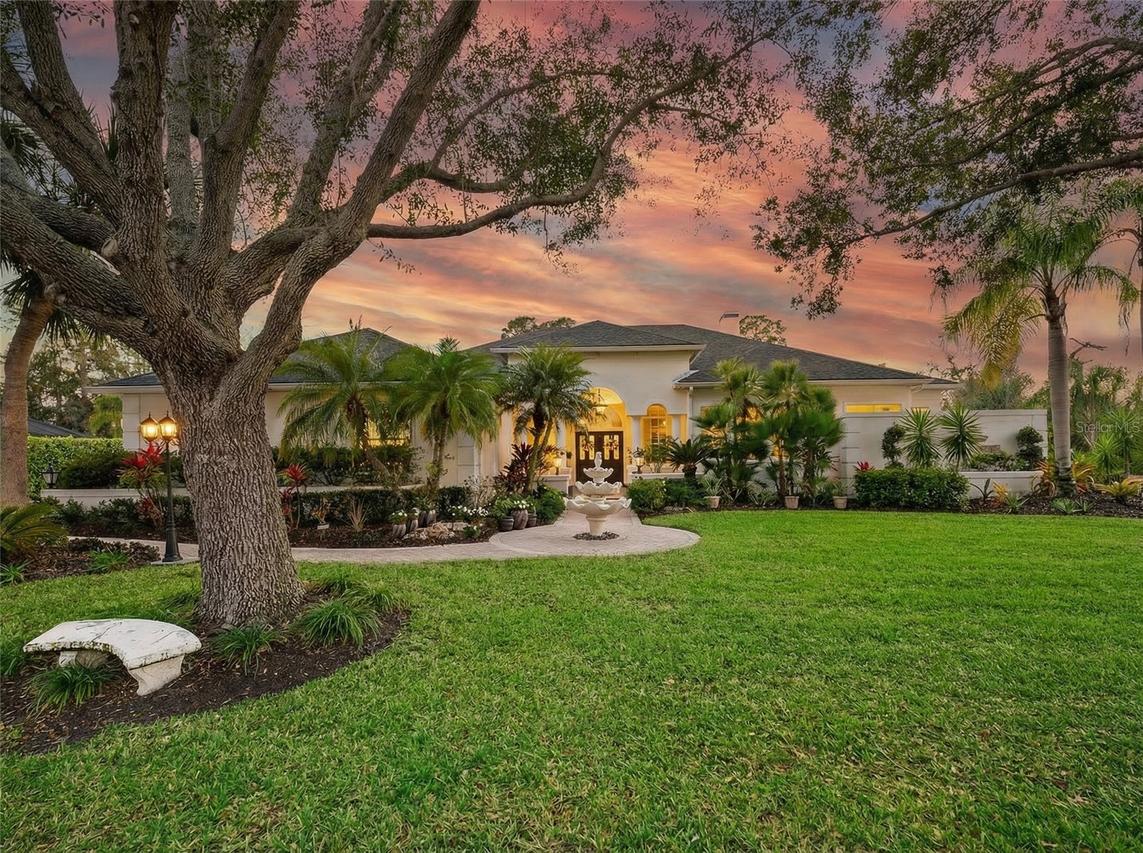 10147 Cherry Hills Avenue Cir., Bradenton, FL 34202