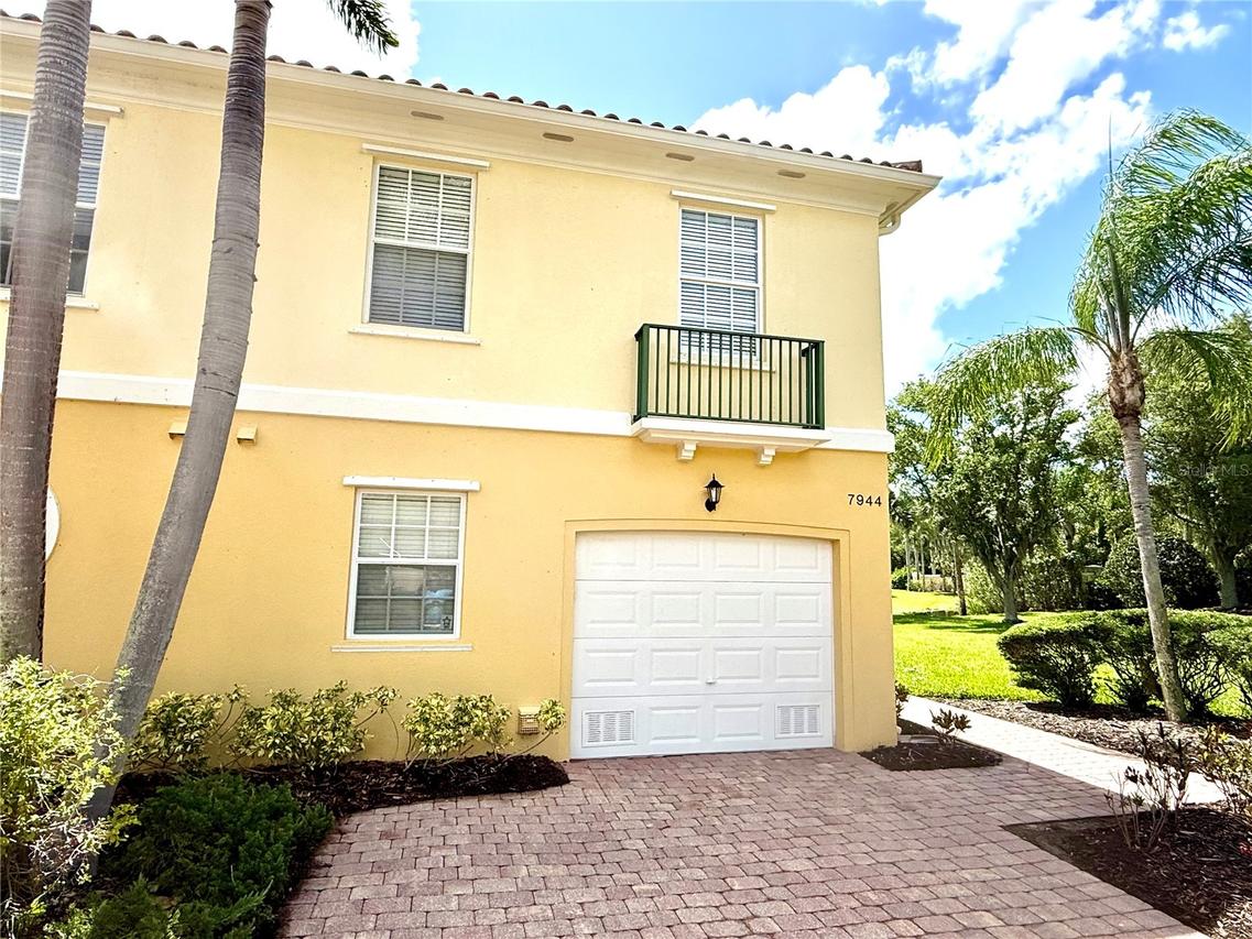 7944 Bergamo Ave., Sarasota, FL 34238