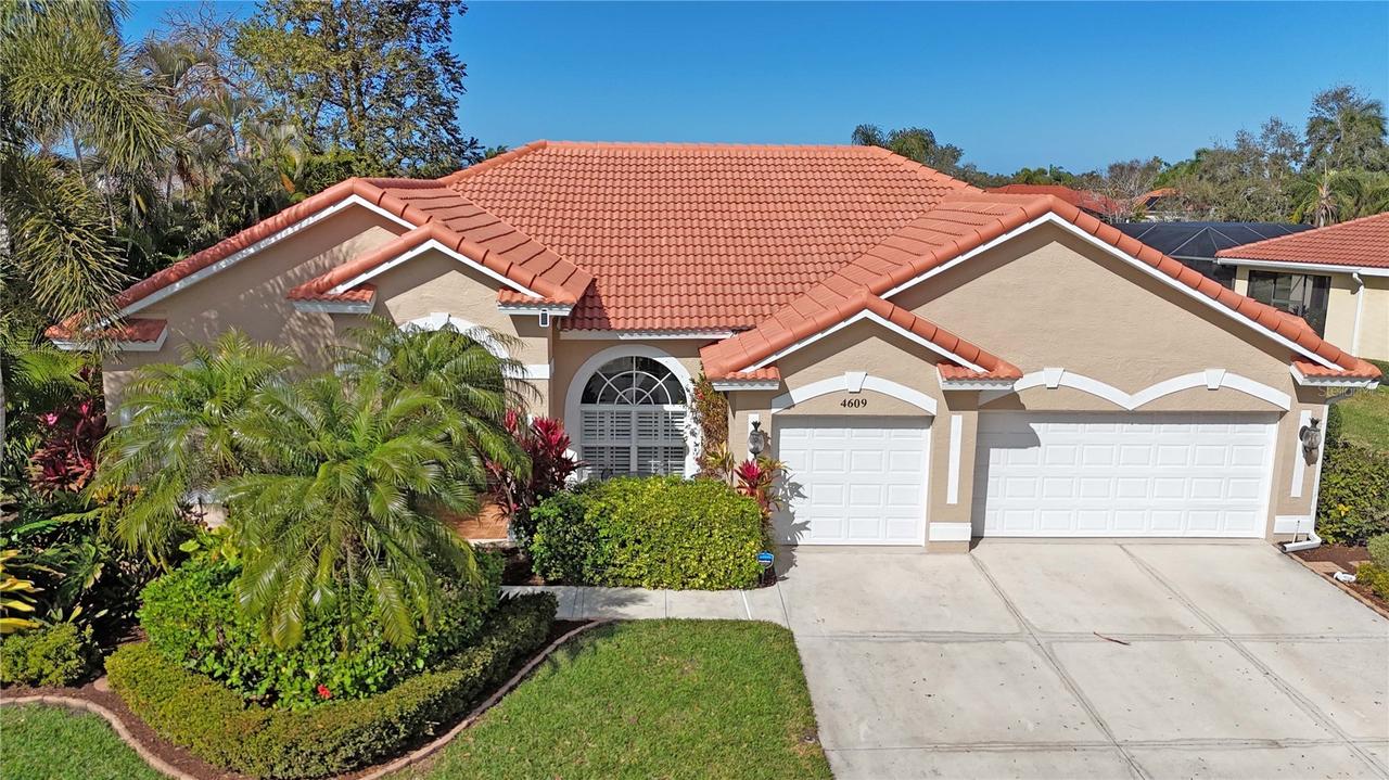4609 Sweetmeadow Cir., Sarasota, FL 34238