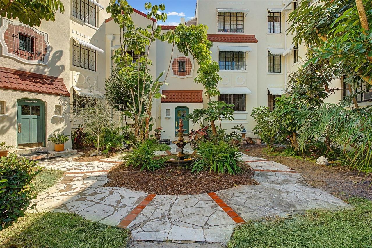 210 N 17th St. #21, Bradenton, FL 34205