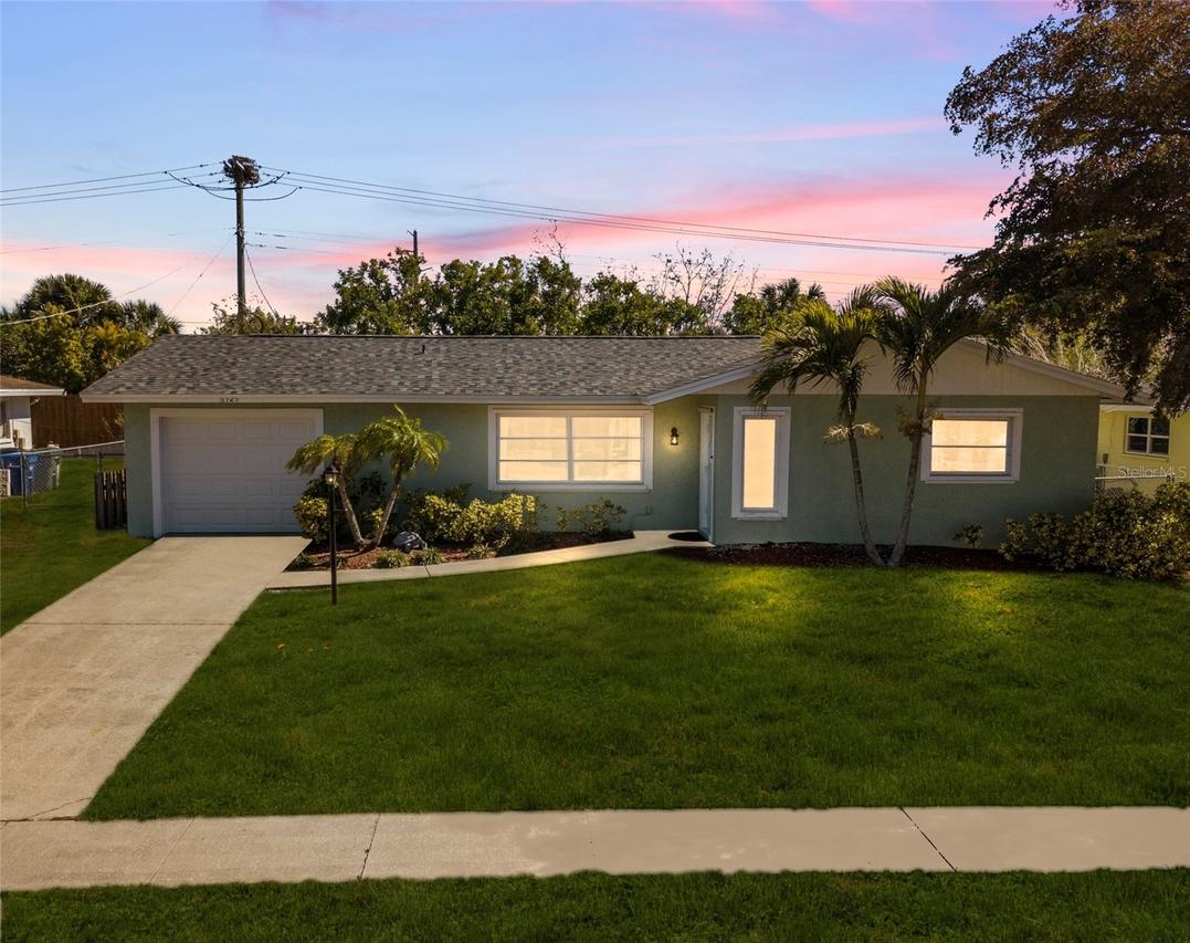 6725 Roxbury Dr., Sarasota, FL 34231