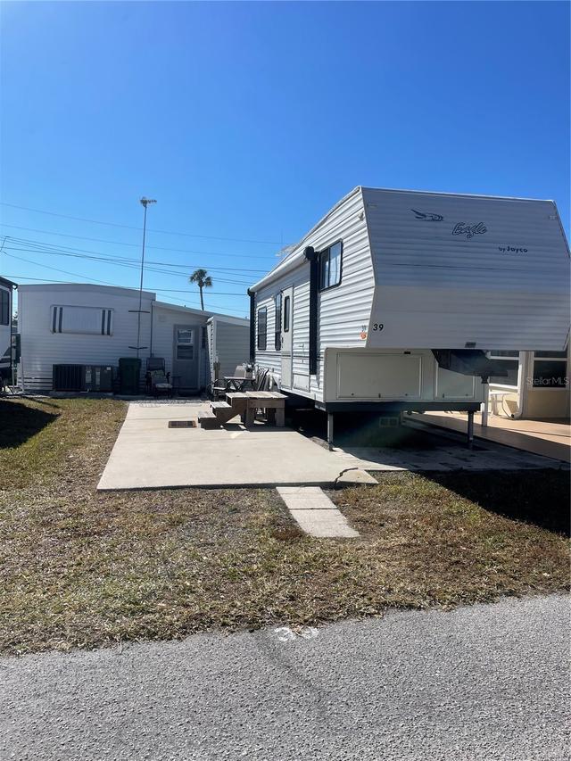 39 Illinois St., Palmetto, FL 34221